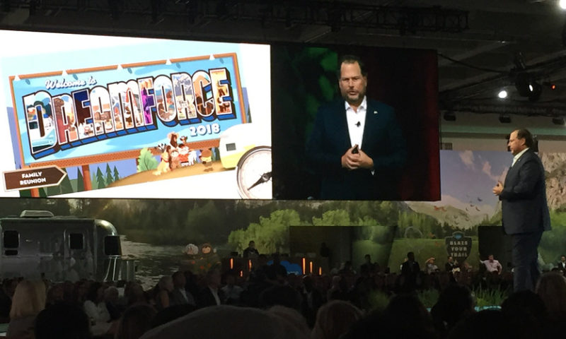 Salesforce pegs forecast on outsize multicloud spenders