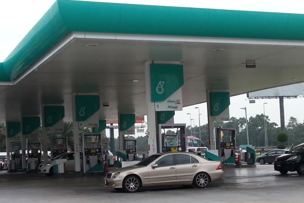 Govt plans balanced solution on fuel subsidy
