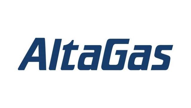 AltaGas slashes dividend