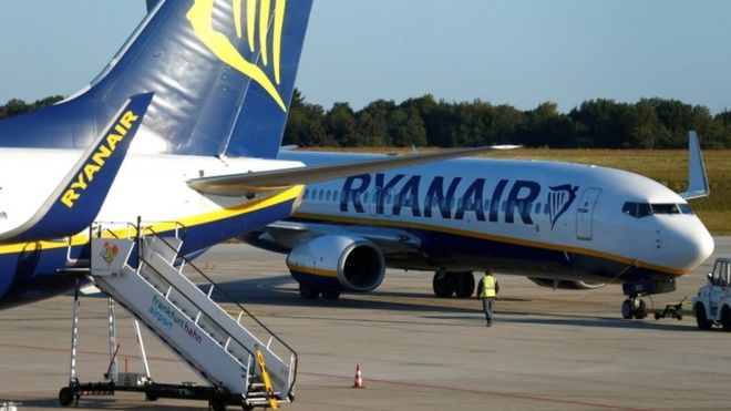 Ryanair issues profit warning as fares fall