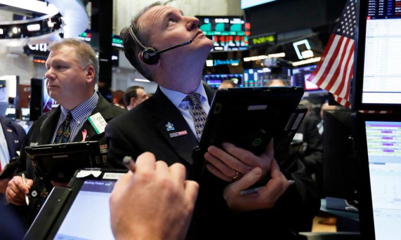 US Stocks End Dismal, Volatile Year on a Bright Note