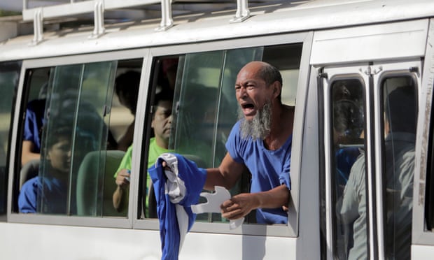 Nicaragua releases prisoners before crisis talks with opposition