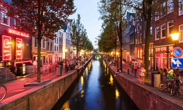 Amsterdam to ban ‘disrespectful’ tours of red-light district