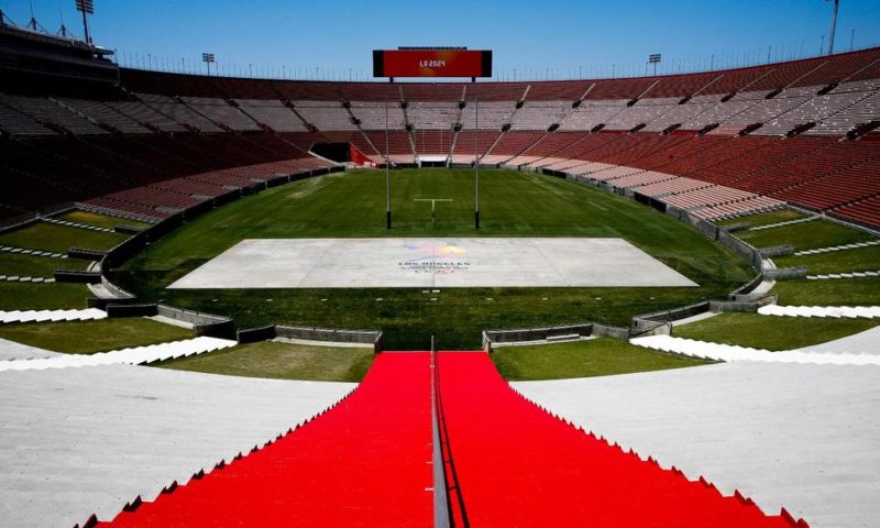 USC Open to Modifying LA Coliseum Name Change
