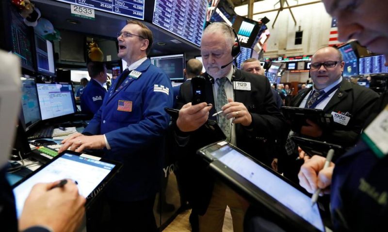 Tech Companies Lead US Stocks Broadly Higher