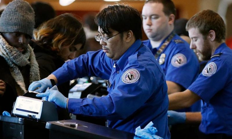 Congress Joins Debate Over Sending TSA Employees to Border