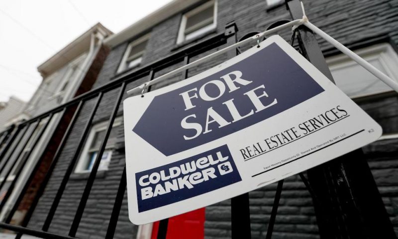 US Home Sales Fell 0.4% in April Amid Limited Supply
