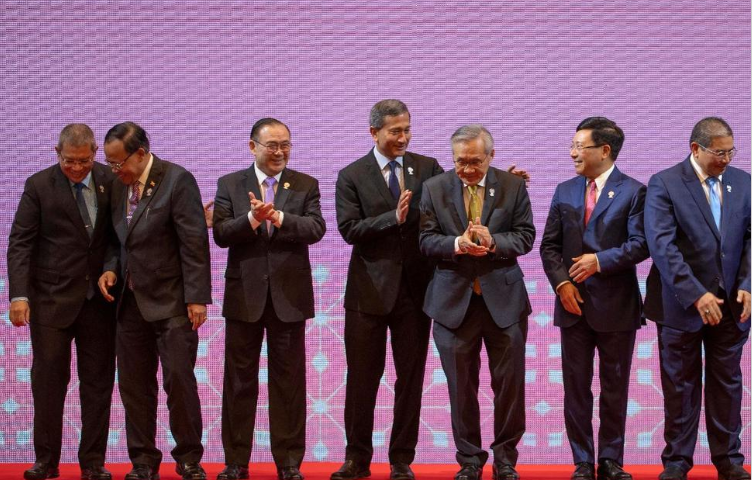 US-China Trade War, Sea Row in ASEAN Summit Spotlight