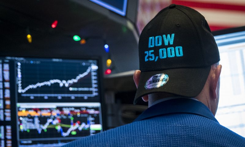 Hop on now before Dow reaches 40,000, says forecaster who nailed 2018 selloff