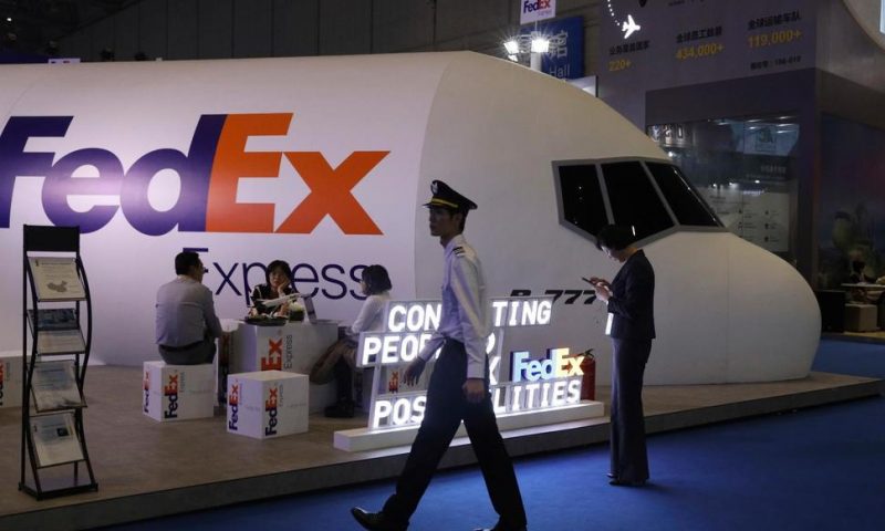China Investigates FedEx for Huawei Cargo Error