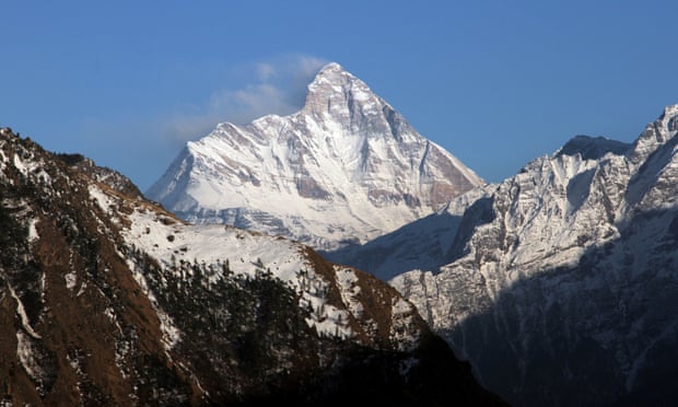 Indian Himalayas: seven bodies found in search for missing climbers