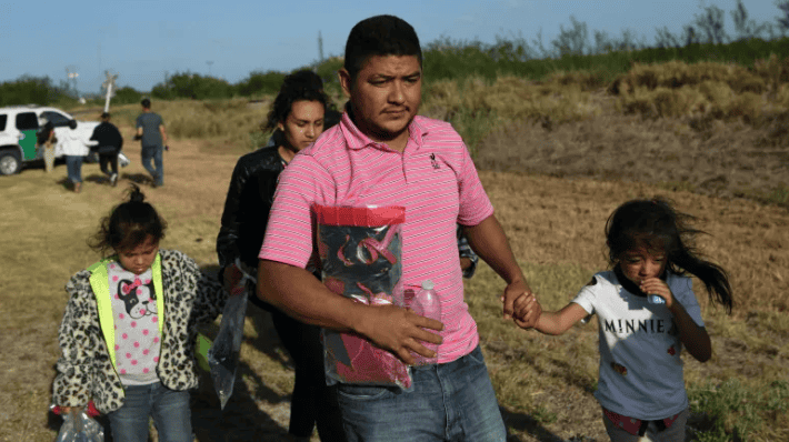 U.S. to restrict asylum for threatened family members