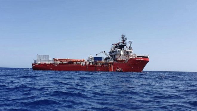 Ocean Viking: Rescued migrants disembark in Italy