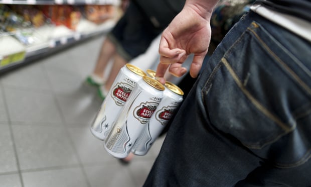 Budweiser to stop using plastic for all its UK beer four-packs before 2021