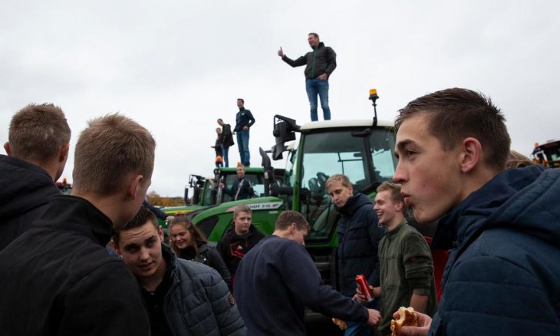 Dutch Farmers Protest Efforts to Cut Emissions, Reduce Herds