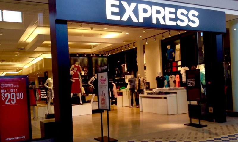 Express Inc. (EXPR) Plunges 7.38%