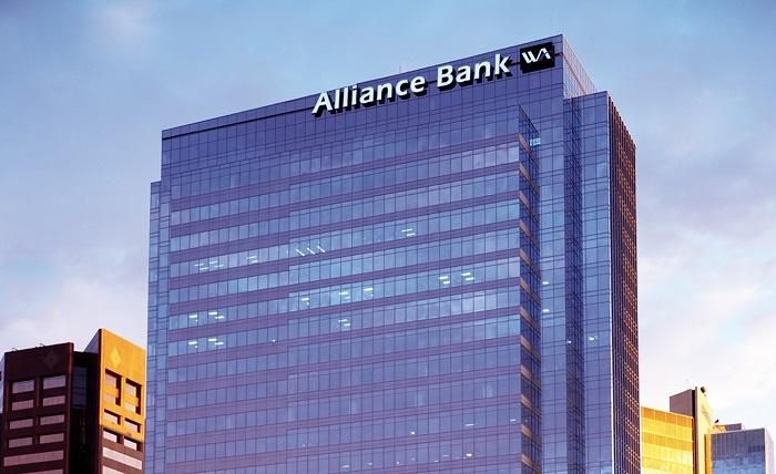 Equities Analysts Boost Earnings Estimates for Western Alliance Bancorporation (NYSE:WAL)