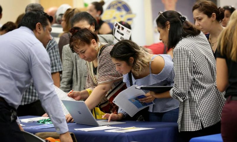Survey: US Companies Added 202,000 Jobs in December