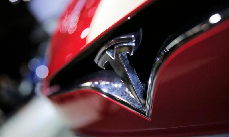 US Agency Examining Tesla Unintended Acceleration Complaint