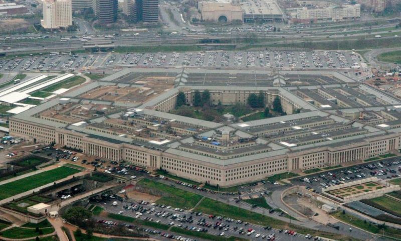 In Win for Amazon, Judge Freezes Work on Pentagon Contract