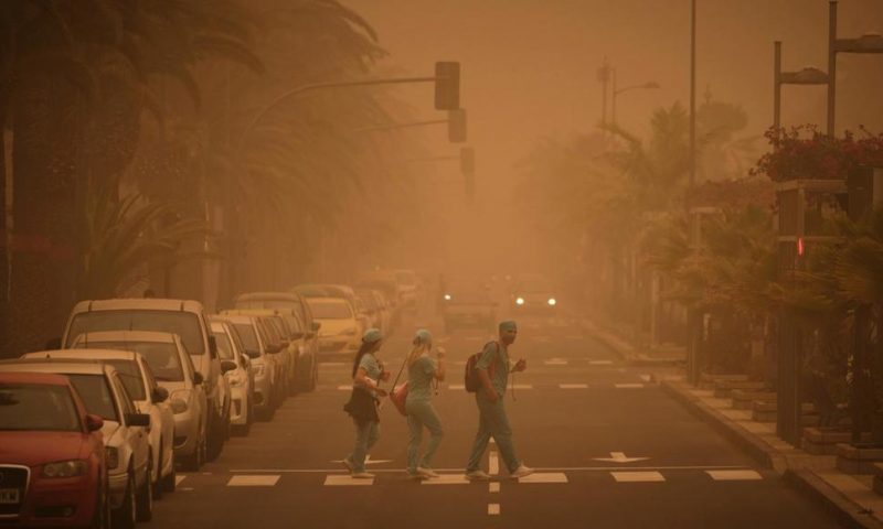 Spain Closes Airports on Canary Islands Due to Sand Storm