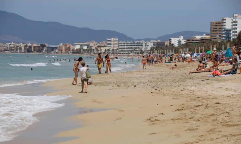 Balearic islands prepare to welcome 11,000 German tourists