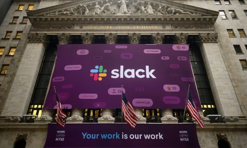 Slack revenue tops $200 million for first time, but stock tanks after slight forecast change