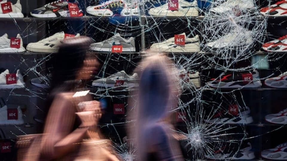 Germany Condemns Weekend Violence, Looting in Stuttgart