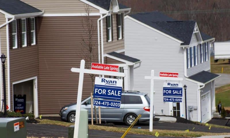 Existing Home Sale Plunge 9.7% in 3rd Straight Monthly Drop