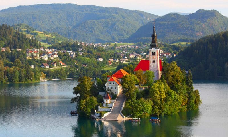 Slovenia Opens Borders to Citizens of 14 States