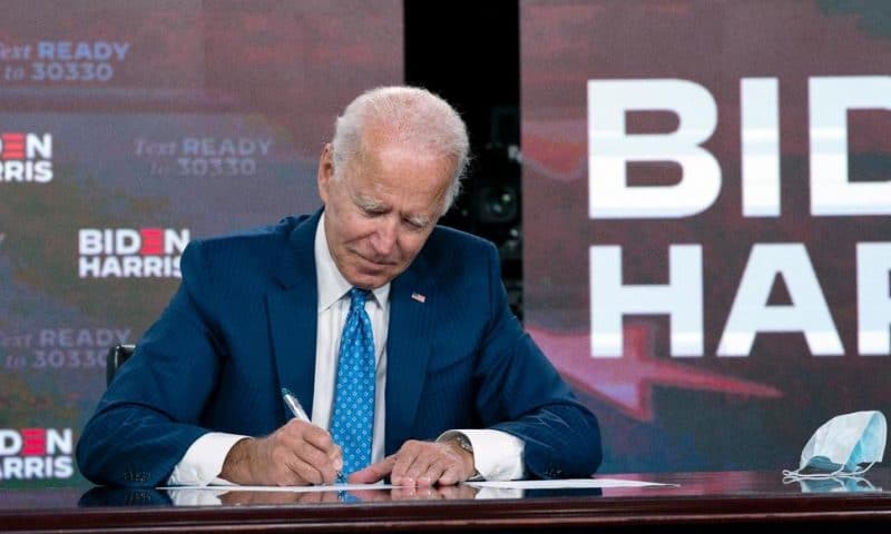 Major US Postal Workers Union Endorses Biden for President