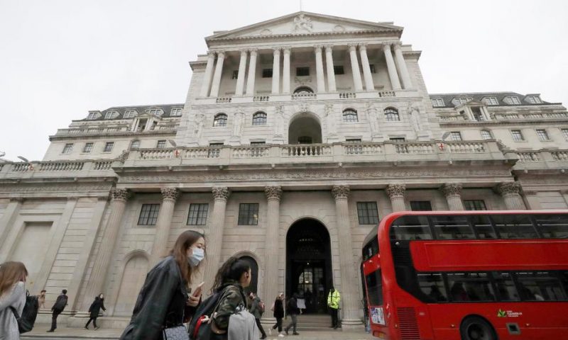 Bank of England Says Economy Will Take Time to Heal