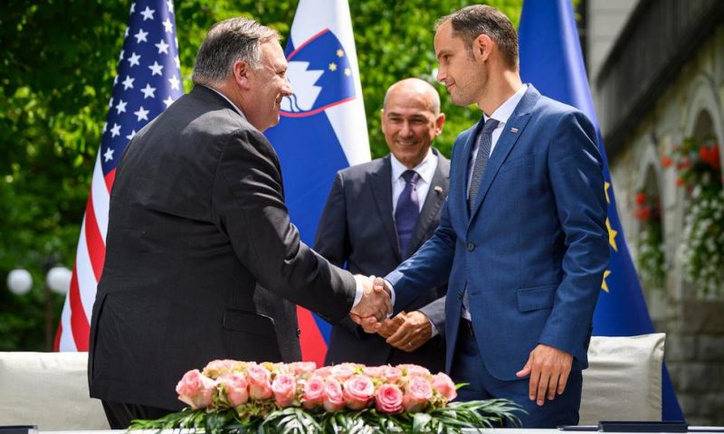 Pompeo, in Slovenia, Pushes 5G Security, Warns About China