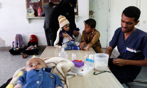 Yemen on brink of losing entire generation of children to hunger, UN warns