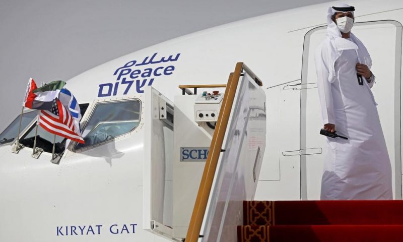 First Commercial Passenger Flight From UAE Lands in Israel