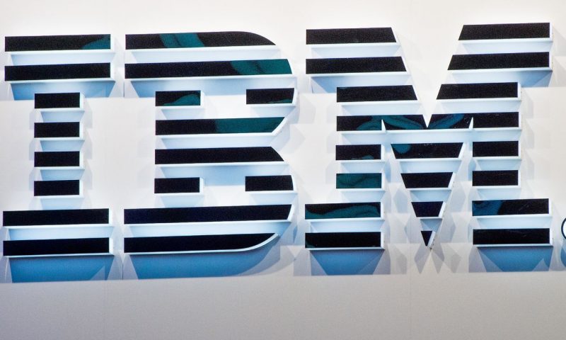 IBM stock slips after another revenue decline, no outlook