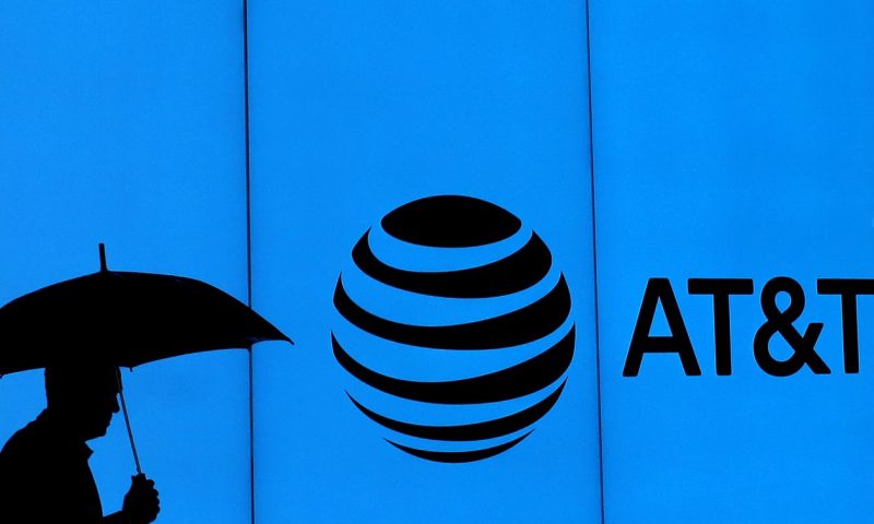 AT&T stock heads for lowest close since March
