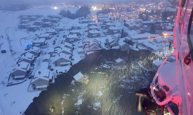 Landslide injures at least 10 in Norwegian town of Ask