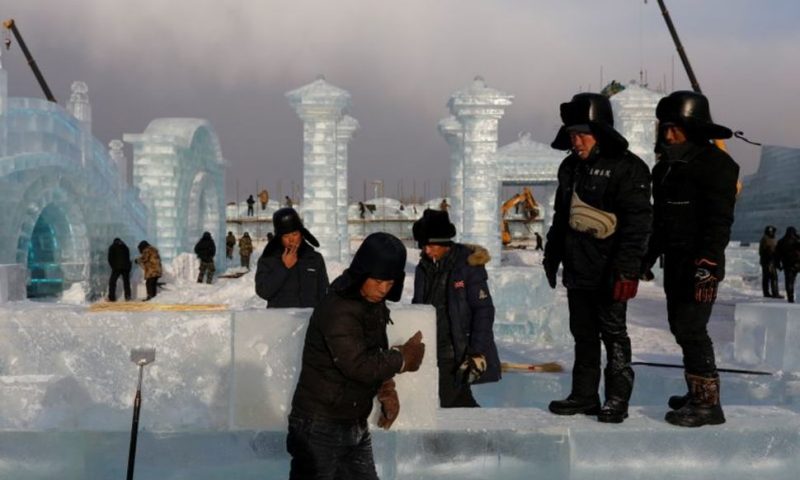 China ‘Mines’ Ice From River to Build Frozen Castles, Pagoda