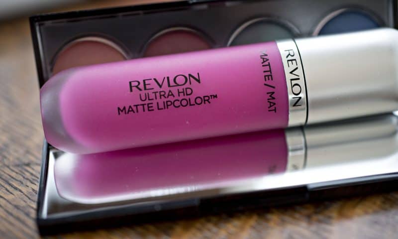 Revlon Inc. (REV) Plunges 30.93%