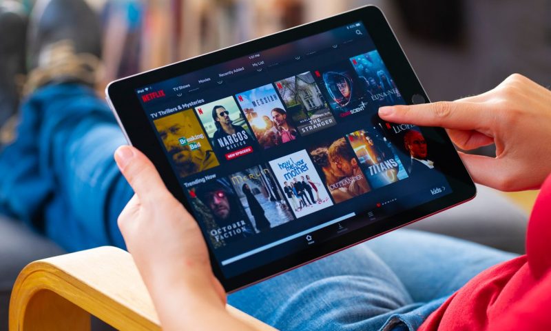 Netflix removes one long-standing cloud for investors