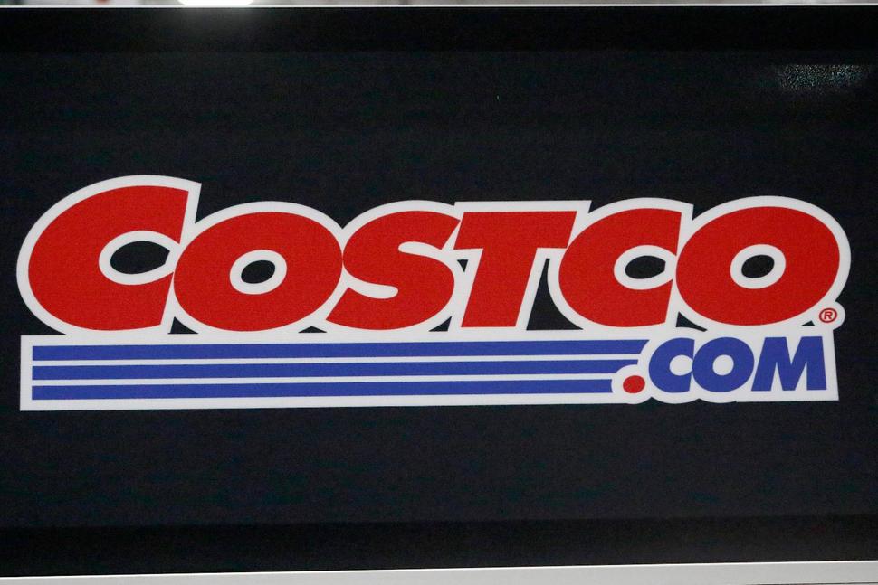 costco-to-raise-starting-hourly-wage-to-16-end-hazard-pay-equity