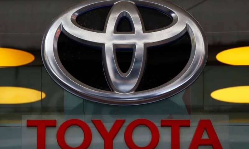 US Probing Engine Fires in Nearly 1.9M Toyota RAV4 SUVs