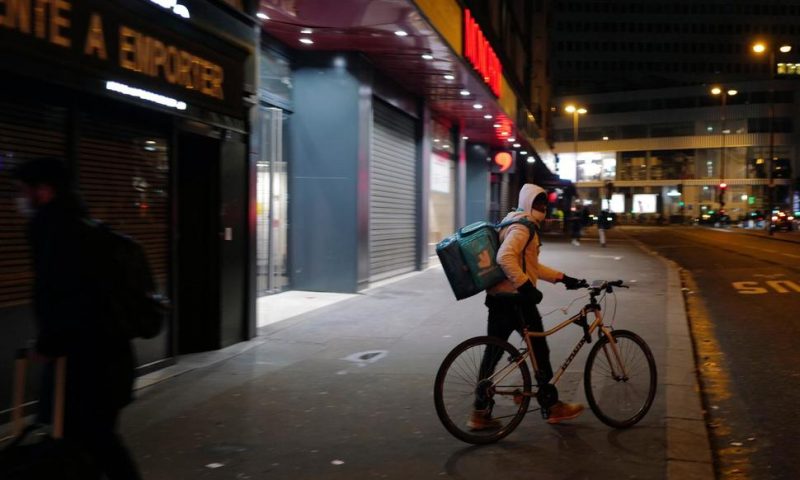 Deliveroo Shares Tumble by Third on UK Stock Market Debut