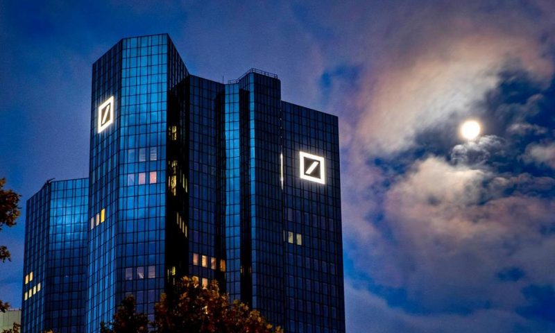 Restructuring Deutsche Bank Shows Best Quarter in 7 Years