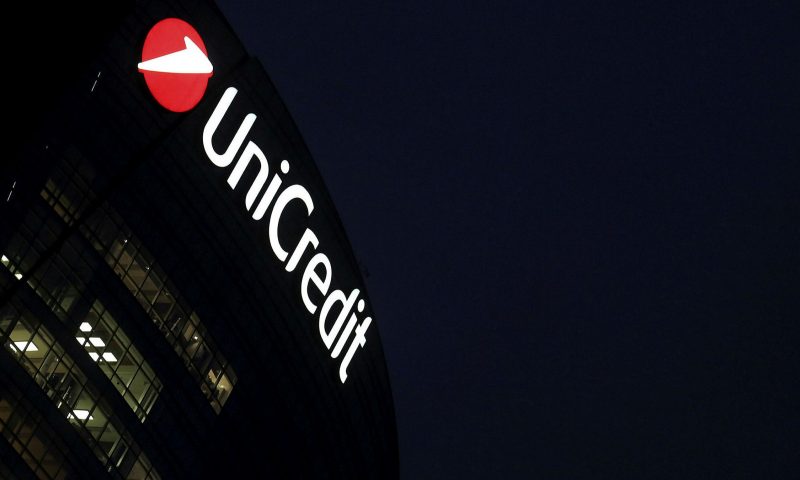 Strong trading helps UniCredit 1Q beat forecasts