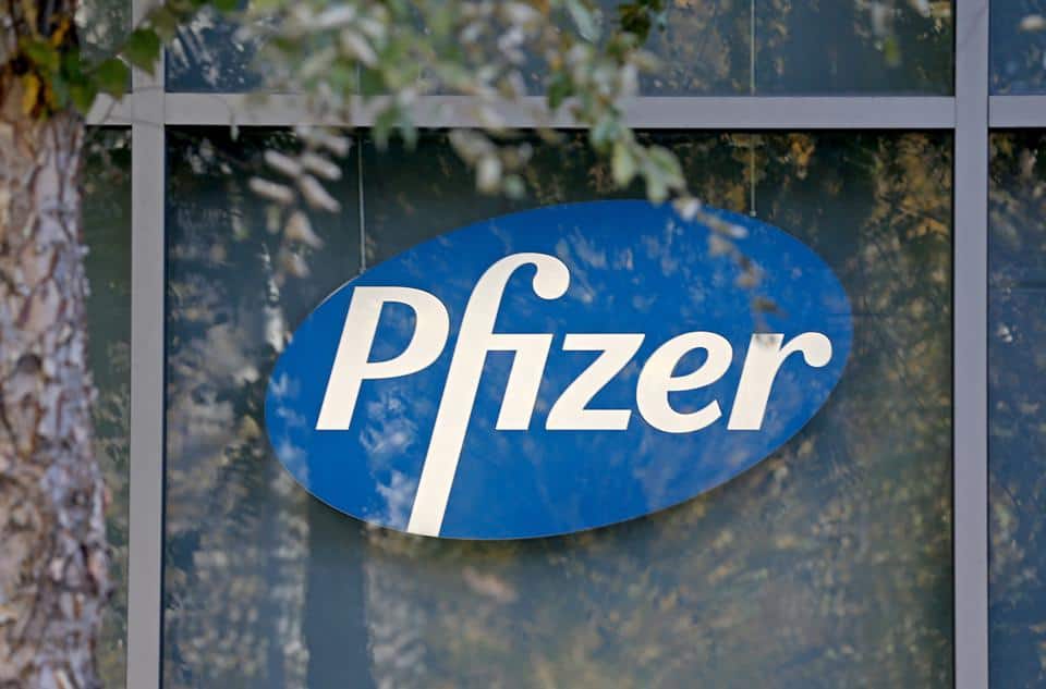 Pfizer Inc. Stock Falls Monday, Underperforms Market - Equity Insider