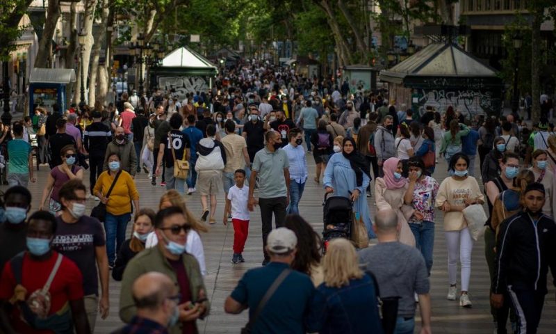 Spain Gears up for Summer, Lifts Restrictions on UK Tourists