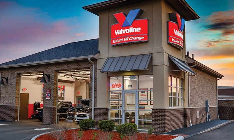 Valvoline Inc (VVV) falls -1.6260%