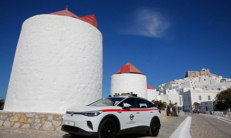 Volkswagen Tests Electric Cars, Transit Apps on Greek Island